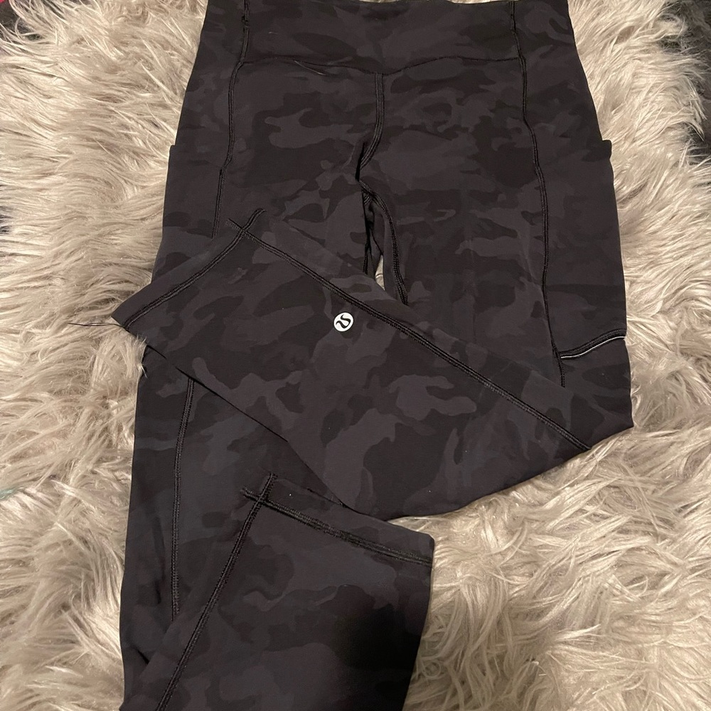 Lululemon speed up crop 21 inch